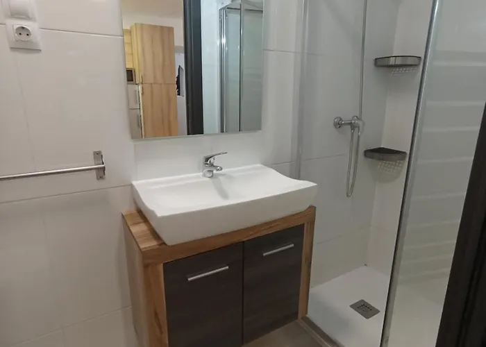 Full Equip. アパート *